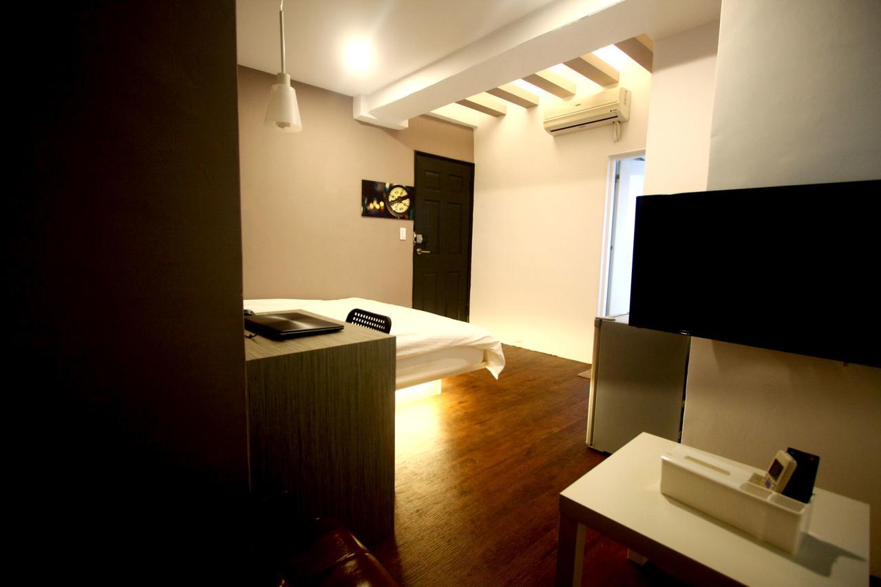 Color House Hostel Тайджун Стая снимка