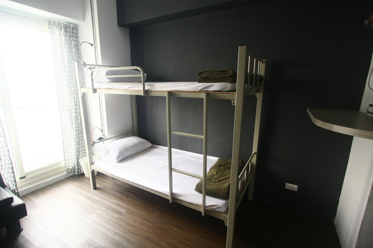 Color House Hostel Тайджун Стая снимка