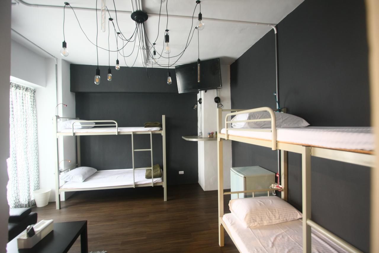 Color House Hostel Тайджун Стая снимка
