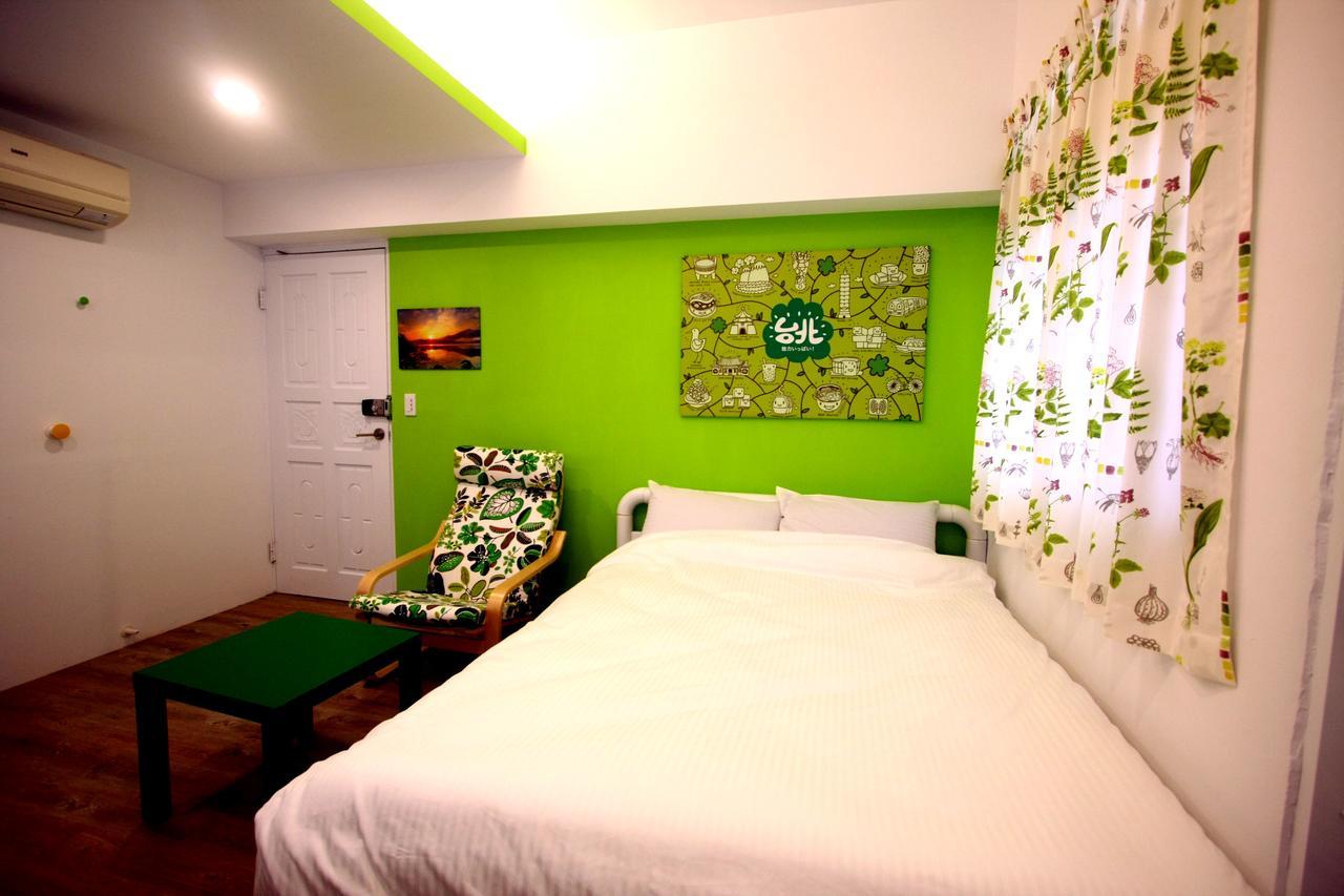 Color House Hostel Тайджун Стая снимка